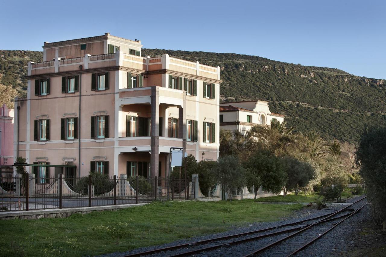 Hotel Al Gabbiano ボーザ・マリーナ エクステリア 写真